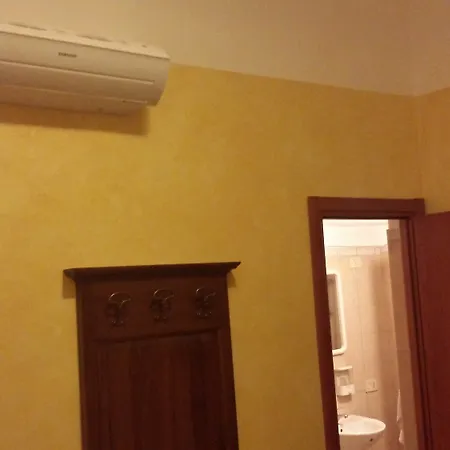 Pitagora Отель Рим